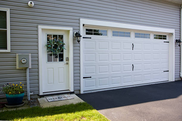 24/7 Emergency Garage Door Panel Replacement experts in Hinesville, GA